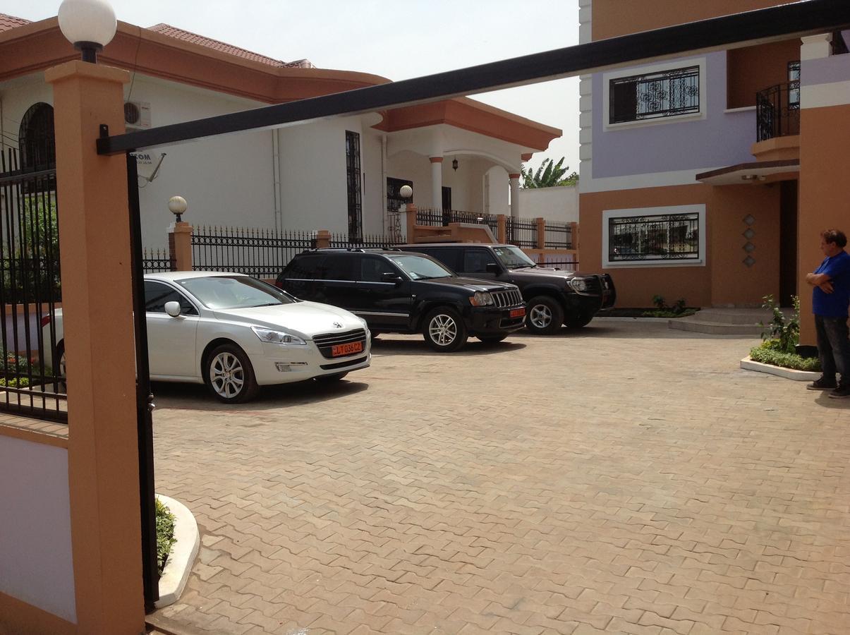 Bastos'Appart Yaounde Exterior photo